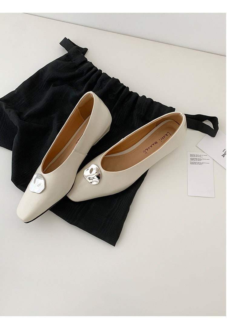 Karin Luna In Stock Spot Goods  Small Metal Decoration Thick Heel Single Shoes