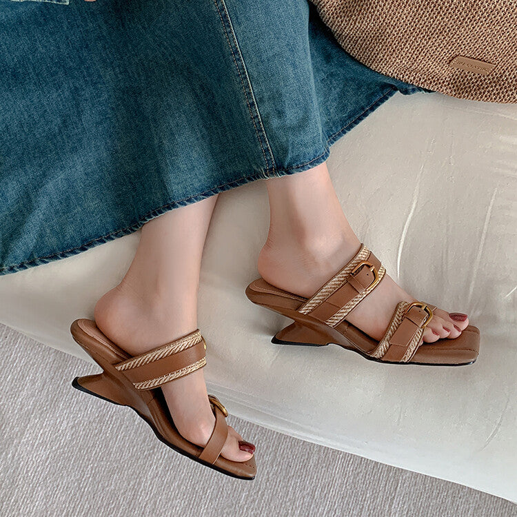 Karin Luna Hot-Selling In Stock  Retro Wedge Belt Square Toe Irregular Heel