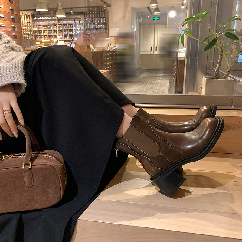Karin Luna In Stock Spot Goods  Round Toe Stretch Round Toe Chelsea Short Boots