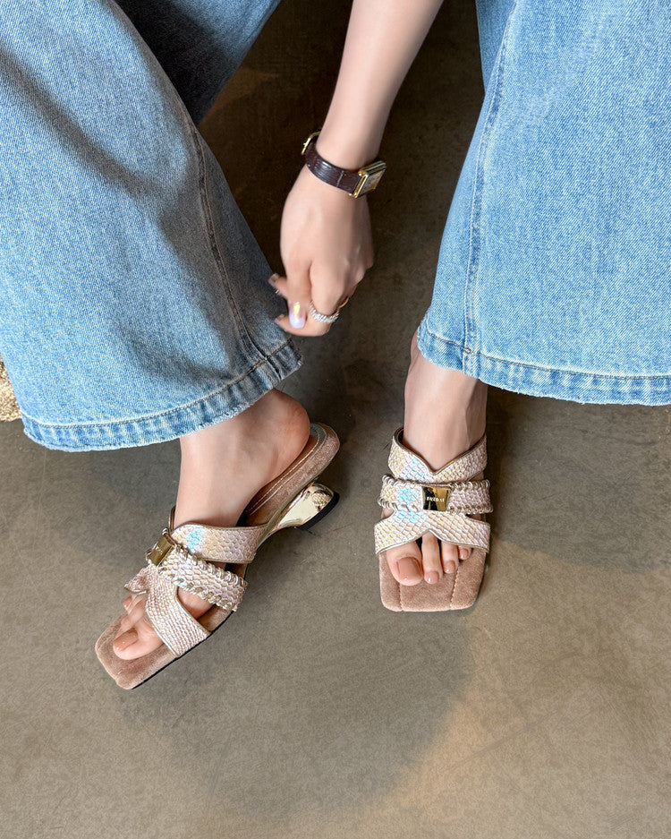 Karin Luna Fish Skin Series~ Hot-selling Square-Toe Slippers with Built-in Traffic
