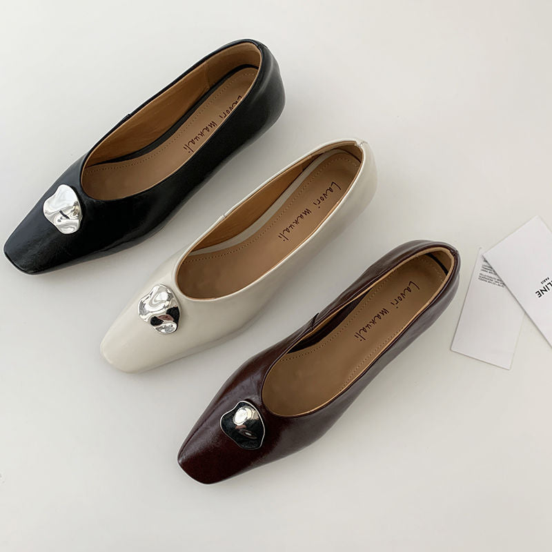 Karin Luna In Stock Spot Goods  Small Metal Decoration Thick Heel Single Shoes