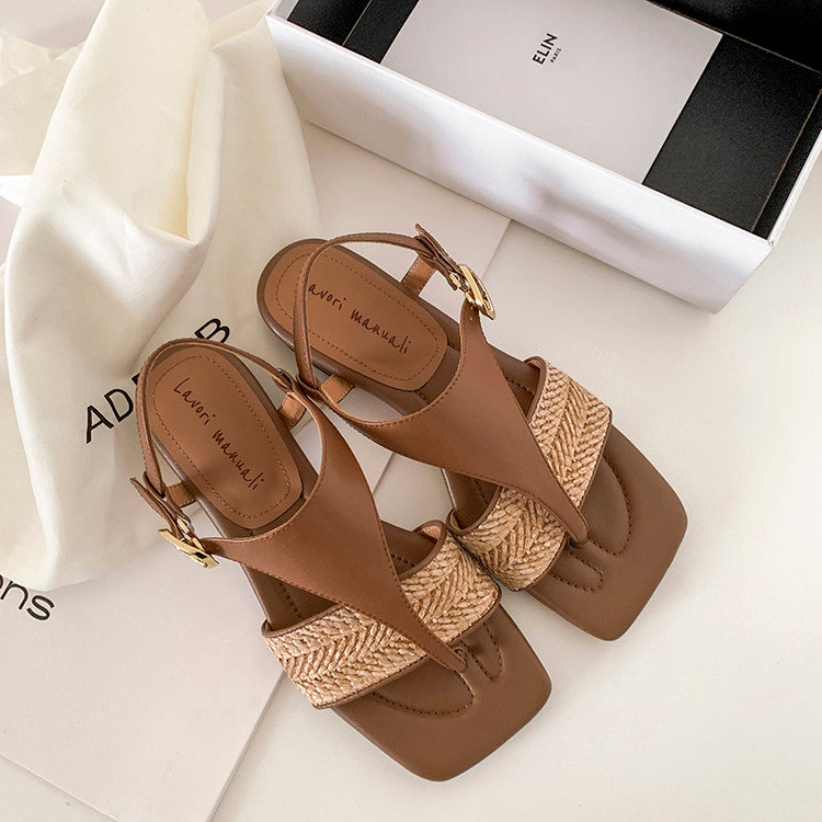 Karin Luna Classic Style  In stock  Basic versatile vacation style thong sandals