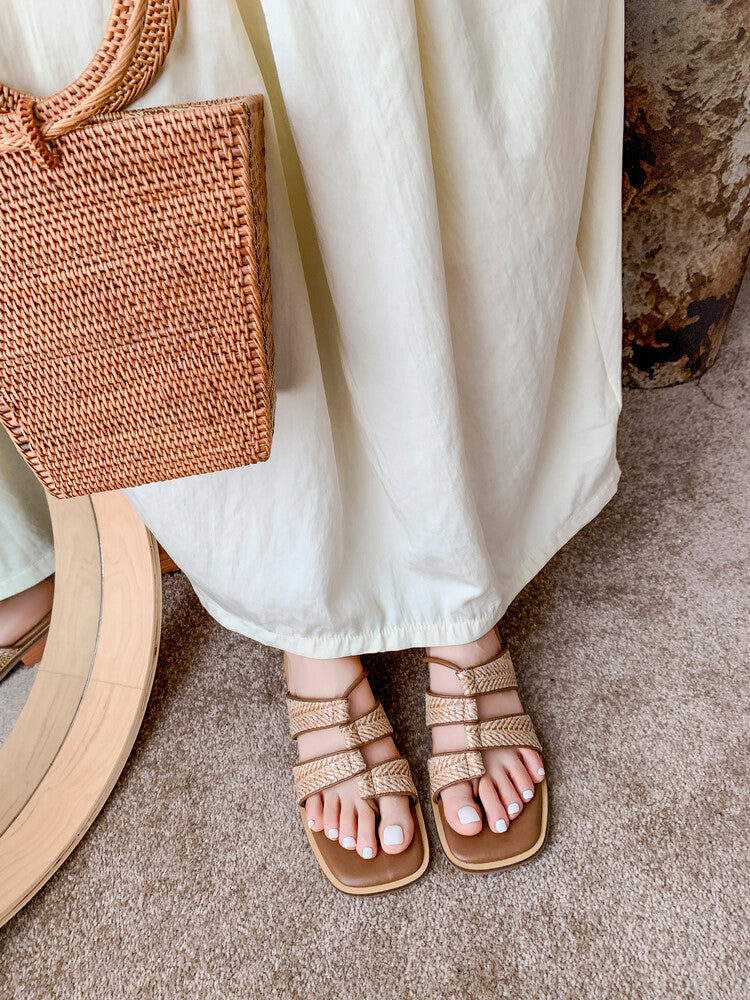 Karin Luna Hot-Selling Series~Resort style with inherent appeal Designed thong sandals
