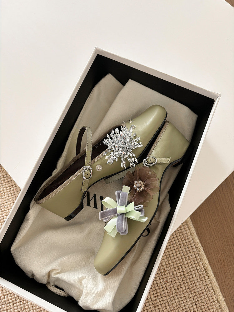 Karin Luna In Stock Spot Goods  Full-grain leather inside and out  Ultra Exquisite Round Toe Hidden Heel Closed-Toe Slippers