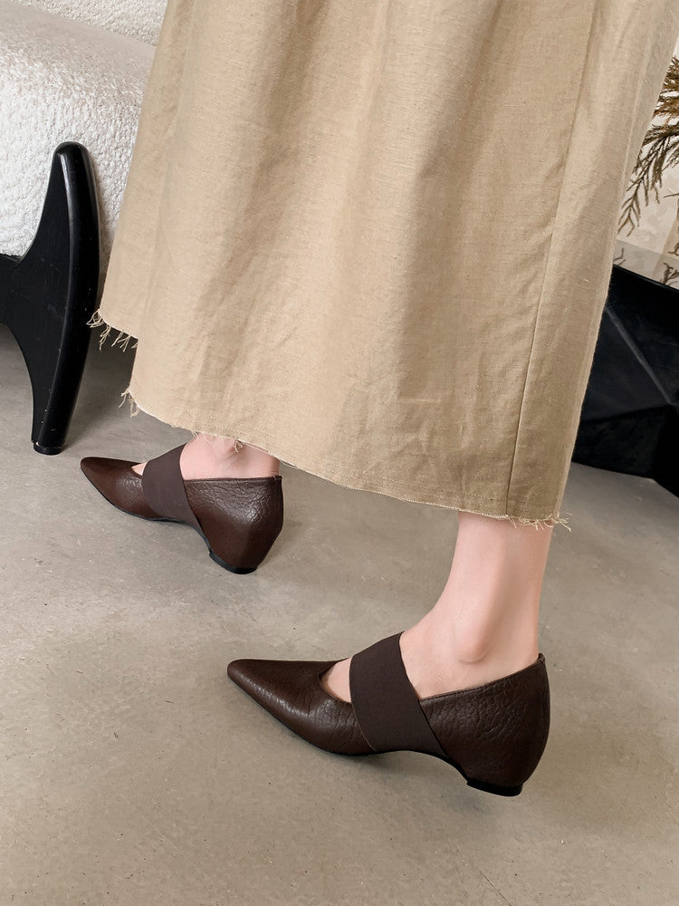 Karin Luna  Popular Pointed Toe Hidden Heel Strap Single Shoes
