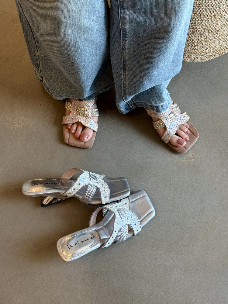 Karin Luna Fish Skin Series~ Hot-selling Square-Toe Slippers with Built-in Traffic