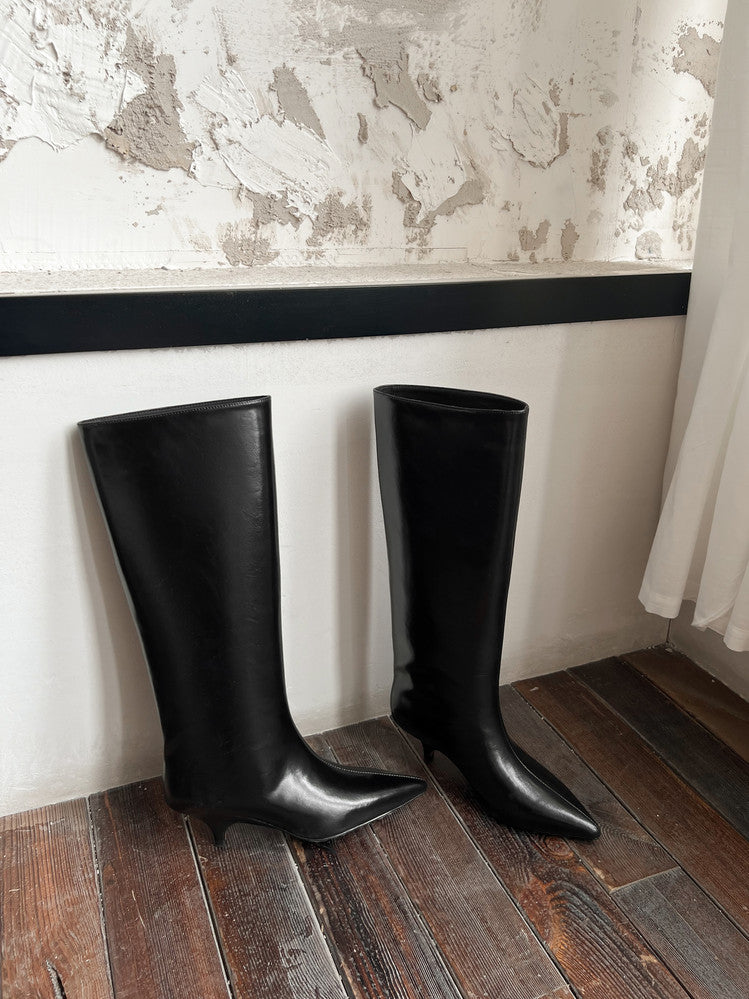 Karin Luna In Stock In Stock    Stunning Elegant Style Kitten Heel Straight Long Boots