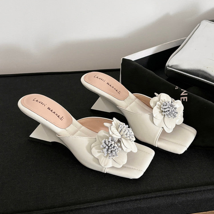 Karin Luna In Stock Spot Goods Camellia Classic style retro square toe shaped heel slippers