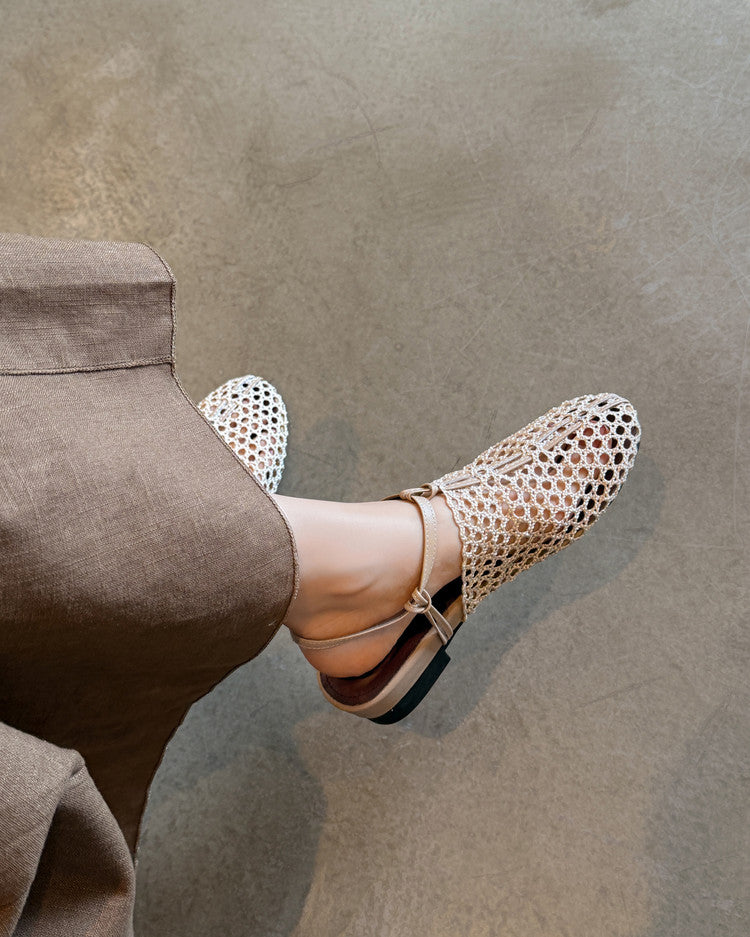 Karin Luna In Stock Spot Goods  Resort Style Series~Casual woven closed-toe flat sandals