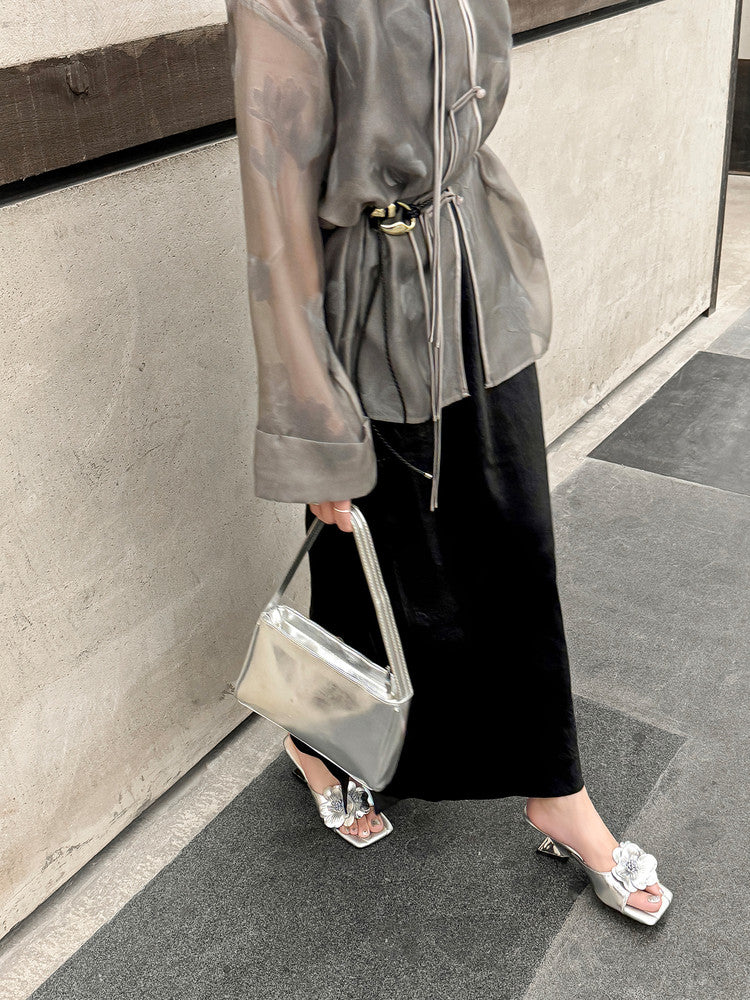 Karin Luna In Stock Spot Goods Camellia Classic style retro square toe shaped heel slippers