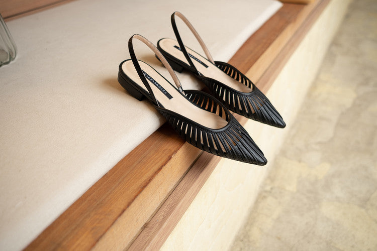 Karin Luna Bestseller Spot Goods French Retro Style Thin Strap Flat Heel Closed Toe Slippers