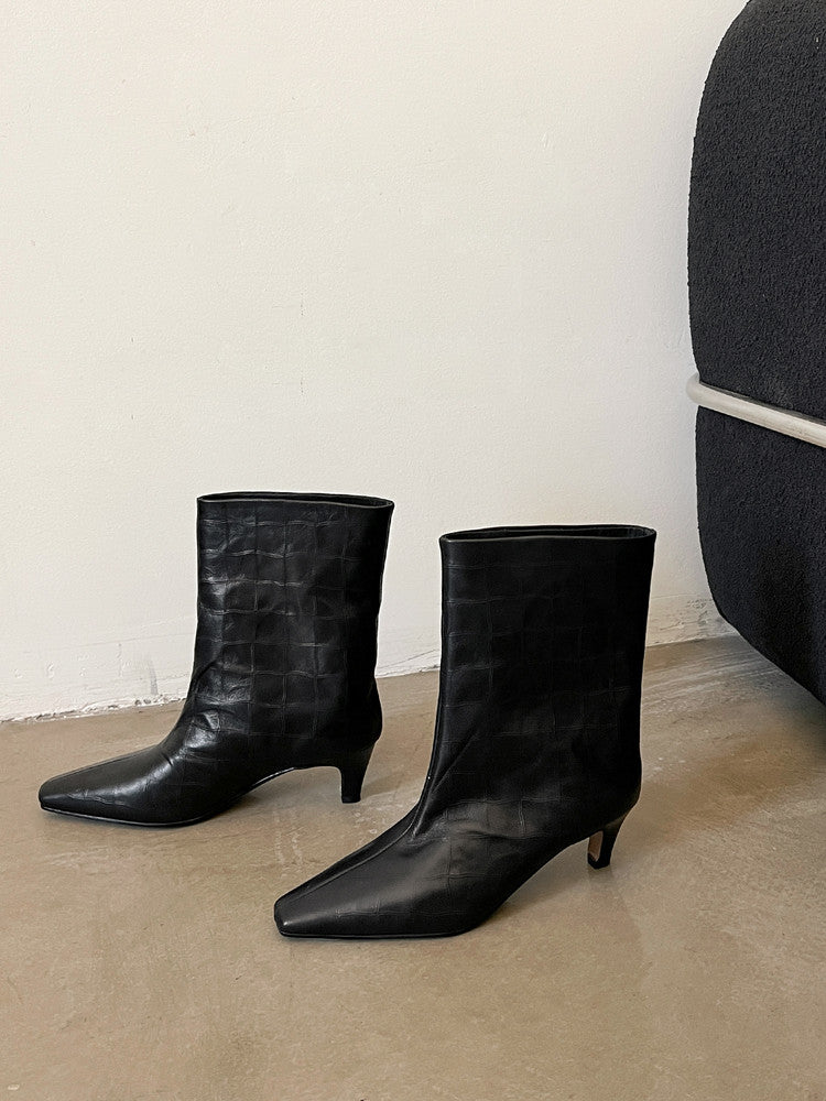 Karin Luna In Stock Spot Goods Top Layer Stone Pattern Cowhide Textured Small Square Toe Straight Short Boots