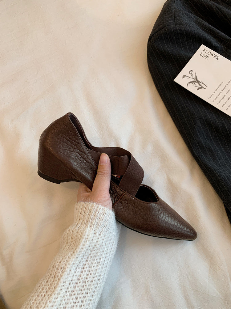Karin Luna In Stock  Spot Goods  a Large Number of Spot Goods Pointed Toe Cross Strap Hidden Wedge Shoes