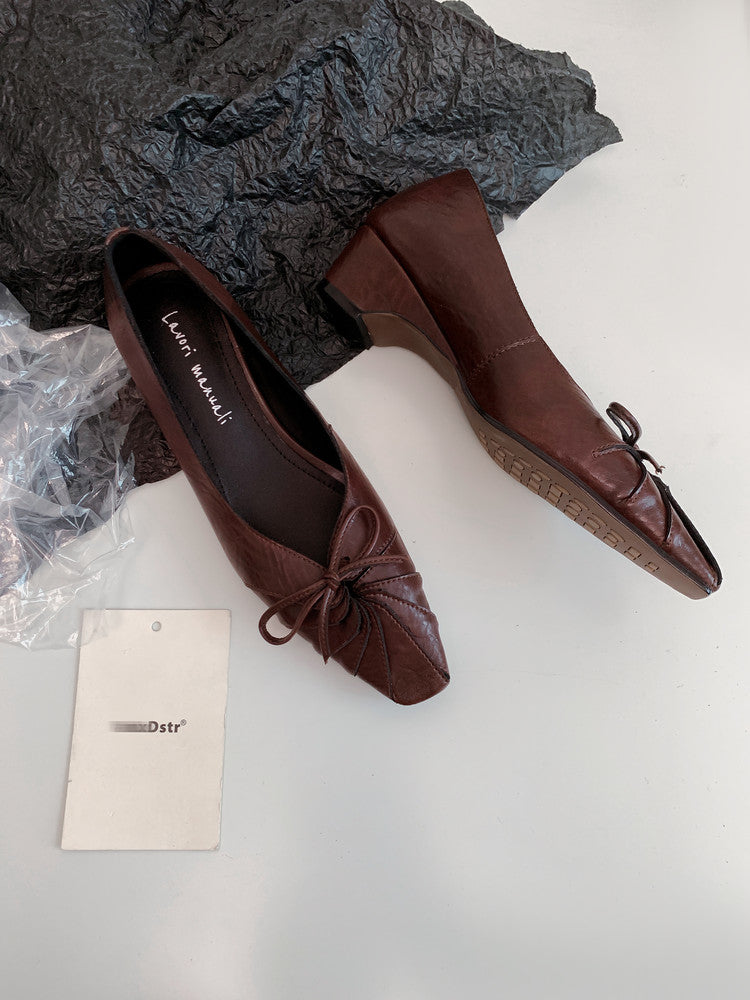 Karin Luna French Style Wrinkled Square Toe Height-Increasing Flats