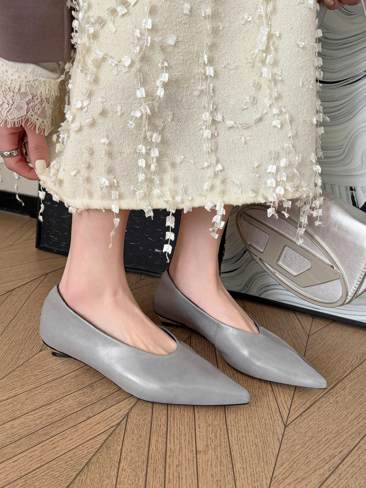 Karin Luna In Stock Spot Goods Classic three-color pointed toe metal heel shoes