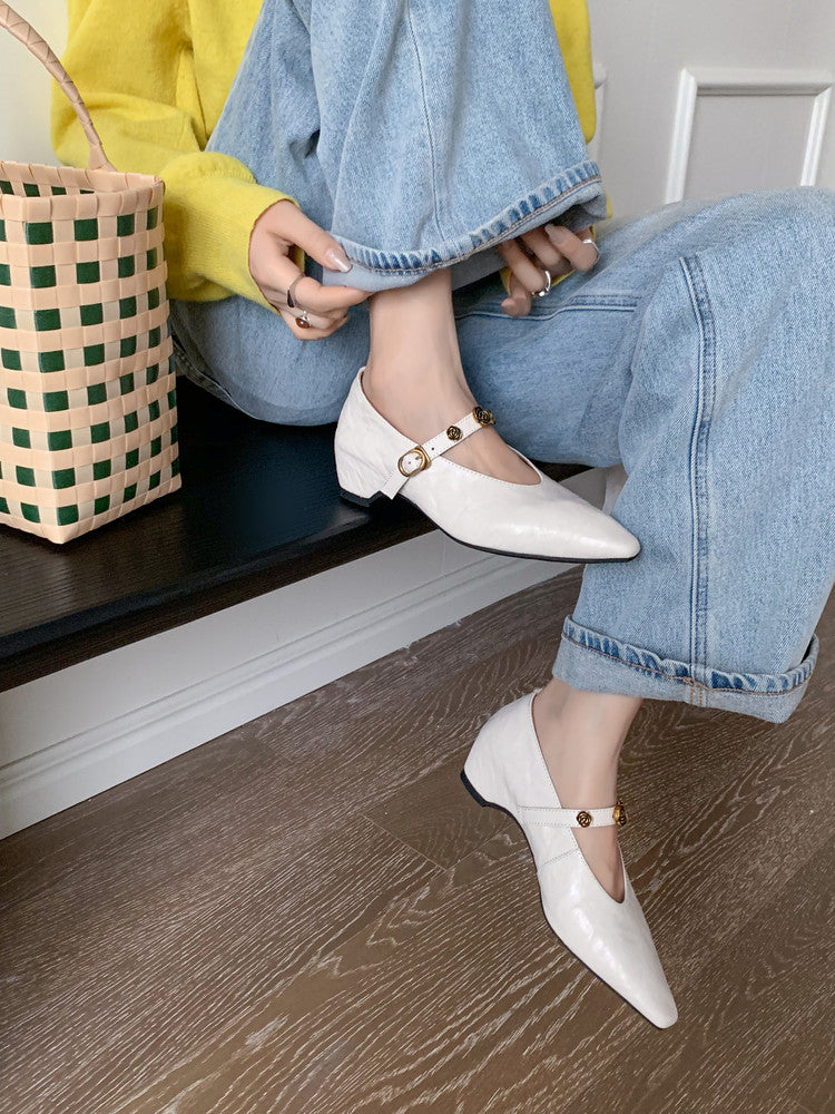 Karin Luna In Stock Spot Goods    Retro Classic Metal Camellia Irregular Heel Single Shoes