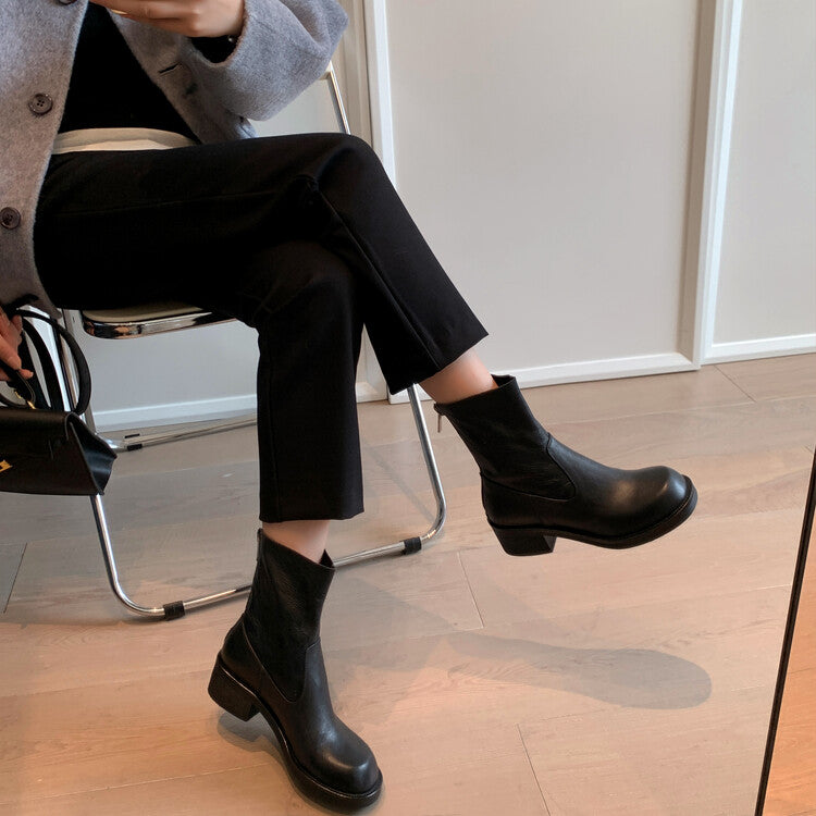 Karin Luna In Stock Spot Goods  Full-grain leather inside and out   Minimalist Texture  Round Toe Flat Bottom Basic Short Boots
