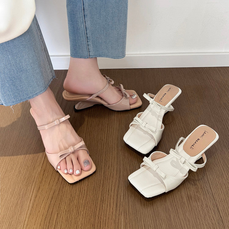 Karin Luna Hot Item Hot Item Self-Flow Square-Toe Irregular Heel Slippers