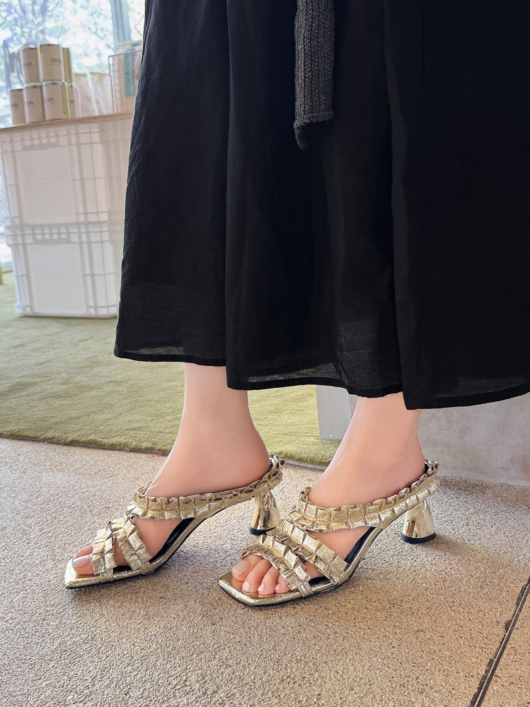 Karin Luna In Stock  Spot Goods  Unique Square-Toe Pleated Lace Sandals