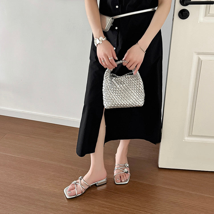 Karin Luna In Stock    Spot Goods    Square Toe One-Strap Sequin Flower Flat Slippers