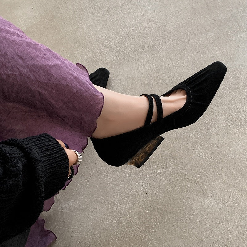 Karin Luna Full Leather Inside and Out Popular Element Amber Heel Elegant French Style Single Shoes
