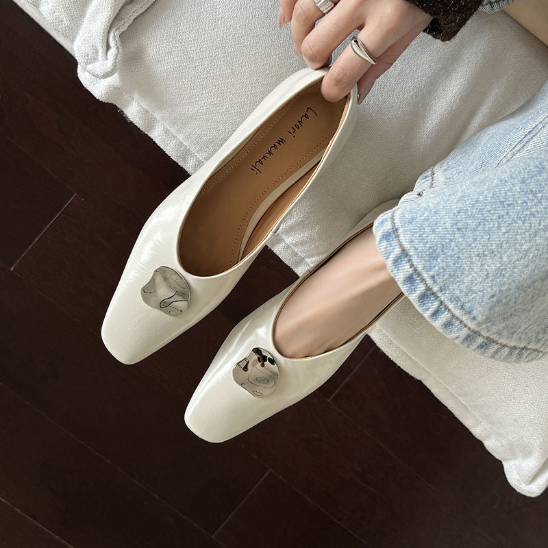 Karin Luna In Stock Spot Goods  Small Metal Decoration Thick Heel Single Shoes