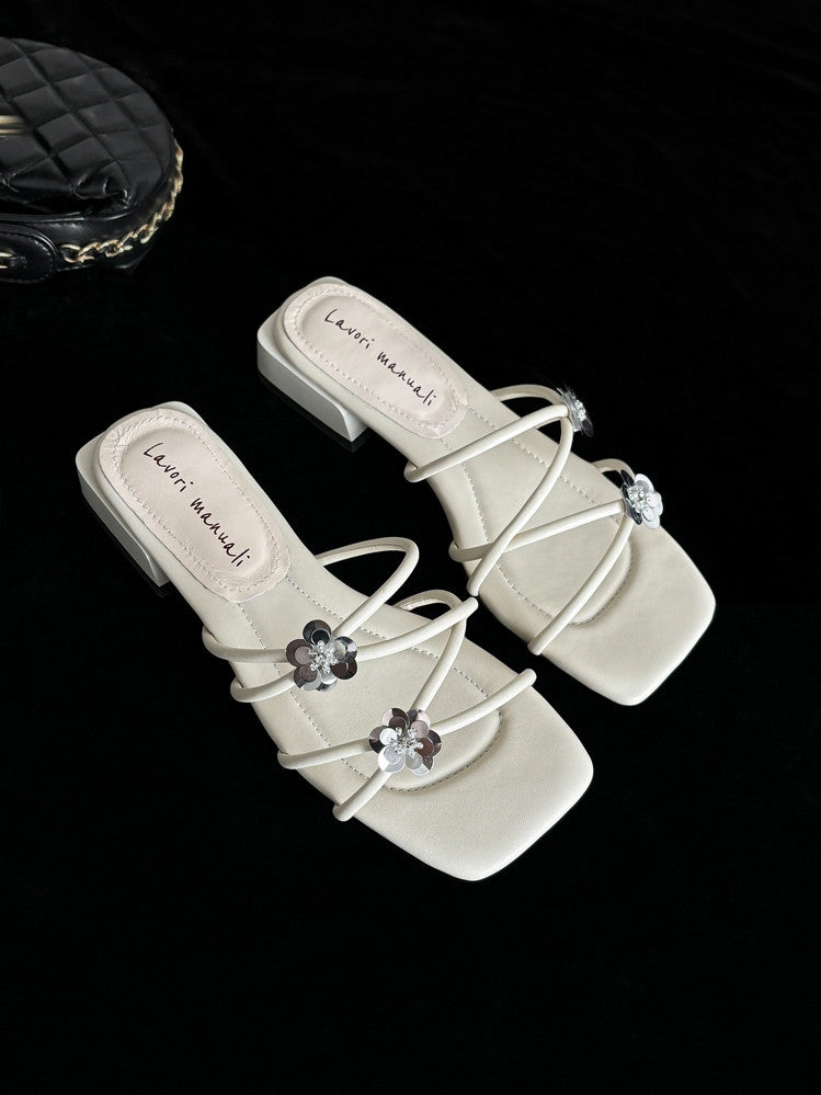 Karin Luna In Stock    Spot Goods    Square Toe One-Strap Sequin Flower Flat Slippers