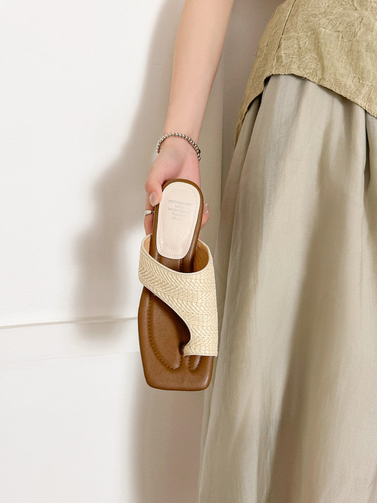 Karin Luna Bestseller Popular New Image  Comes with data plan included Resort Style Toe Clip Sandals