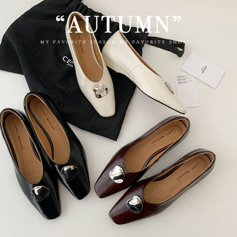 Karin Luna In Stock Spot Goods  Small Metal Decoration Thick Heel Single Shoes