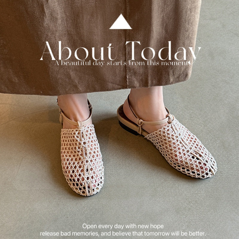 Karin Luna In Stock Spot Goods  Resort Style Series~Casual woven closed-toe flat sandals