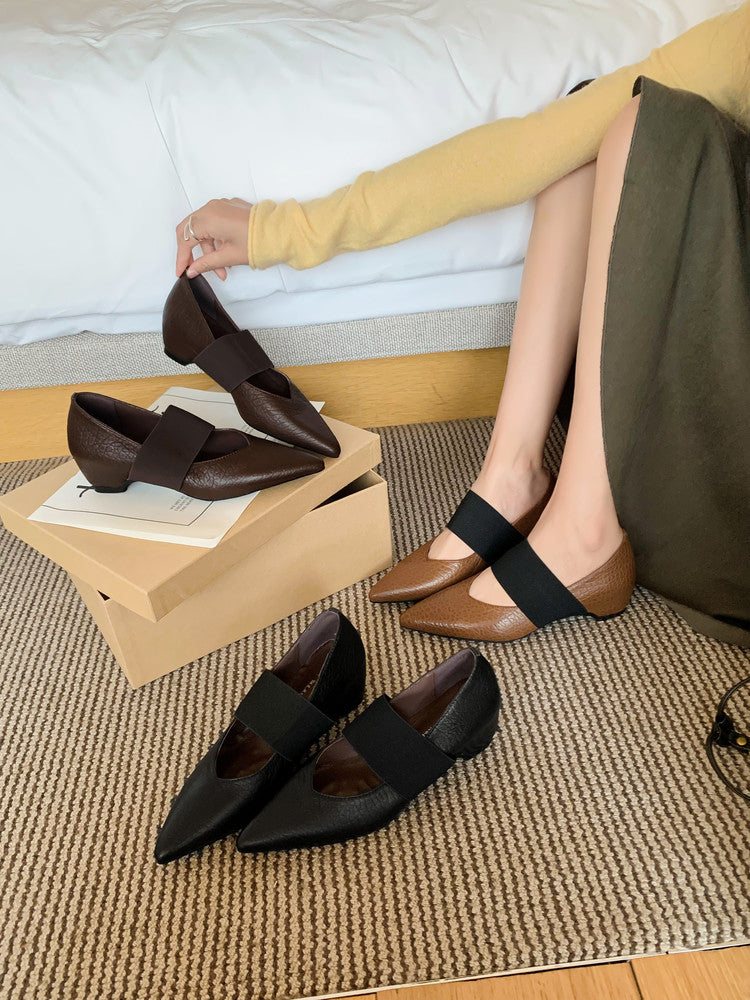 Karin Luna  Popular Pointed Toe Hidden Heel Strap Single Shoes
