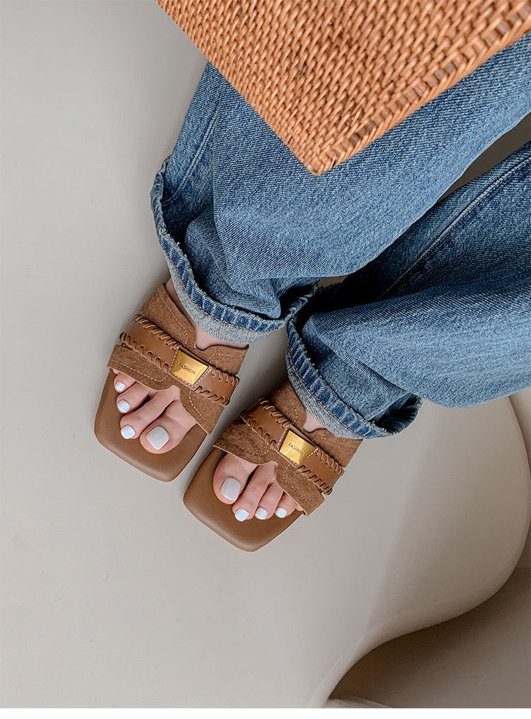 Karin Luna Hot Item Hot Item Comes with data plan included Flat woven style slippers