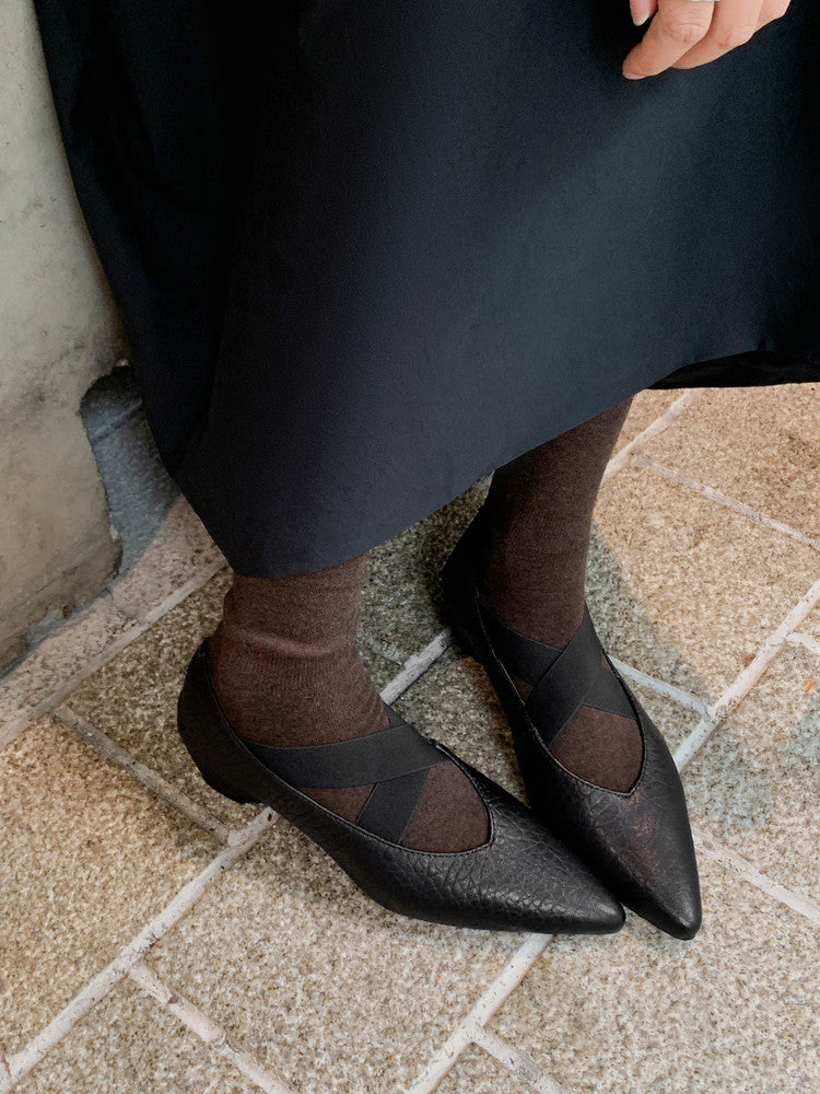 Karin Luna In Stock  Spot Goods  a Large Number of Spot Goods Pointed Toe Cross Strap Hidden Wedge Shoes