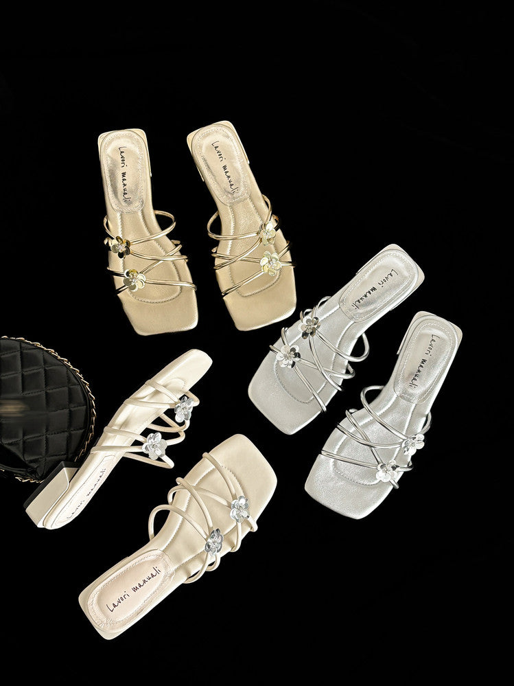 Karin Luna In Stock    Spot Goods    Square Toe One-Strap Sequin Flower Flat Slippers