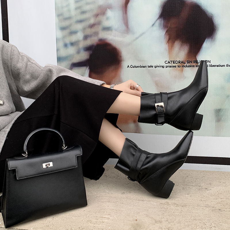 Karin Luna In Stock In Stock Hot-Selling Basic Old Money Style Retro Belt Buckle Short Boots