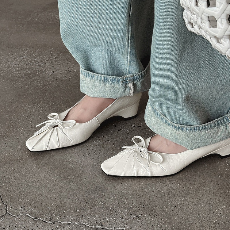 Karin Luna French Style Wrinkled Square Toe Height-Increasing Flats