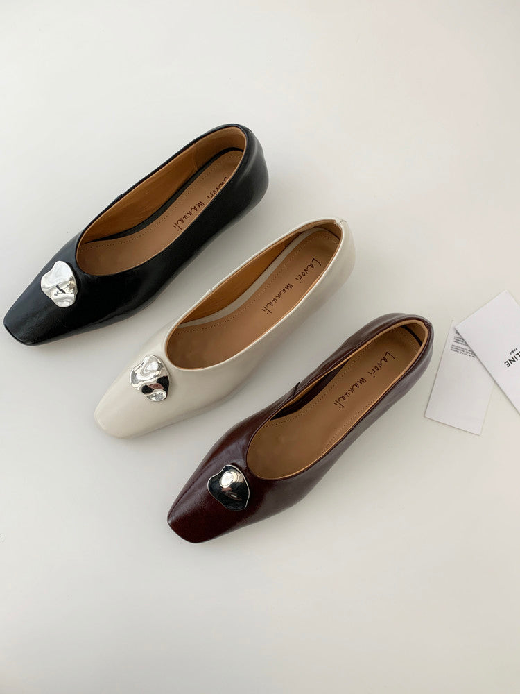 Karin Luna In Stock Spot Goods  Small Metal Decoration Thick Heel Single Shoes
