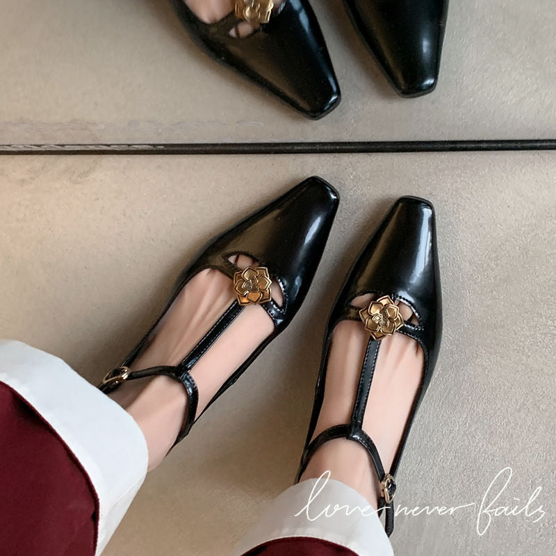 Karin Luna In Stock Spot Goods    Retro Classic Metal Camellia Irregular Heel Single Shoes