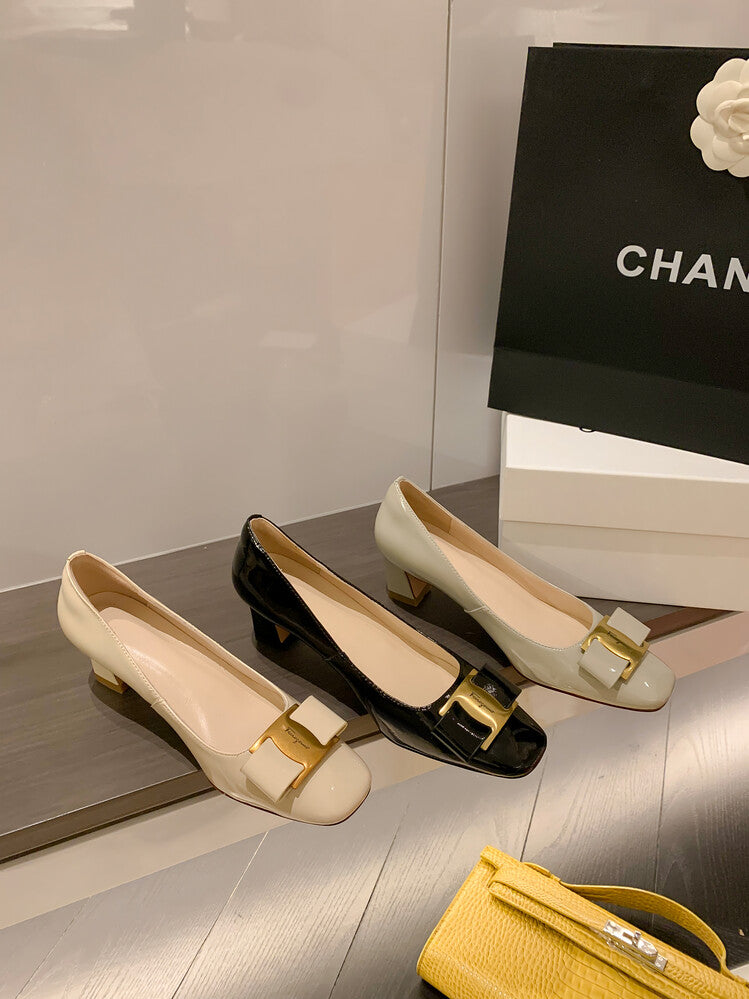 Karin Luna In Stock Spot Goods Classic Bestseller Ferragamo Full Leather Inside and Out Commuting Four Seasons Can Be Worn！