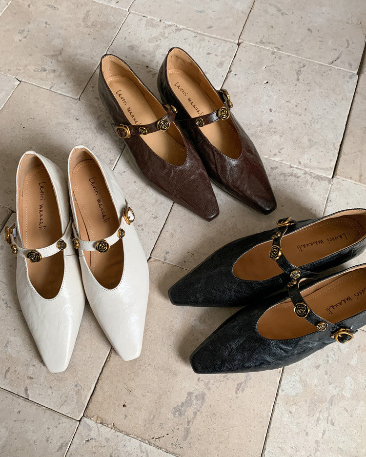 Karin Luna In Stock Spot Goods    Retro Classic Metal Camellia Irregular Heel Single Shoes