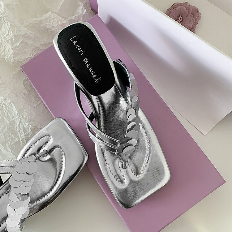 Karin Luna Exquisite Daughter~t Footrest with Rhinestones for a Sofa-like Feel  Sequin Flip-Flops