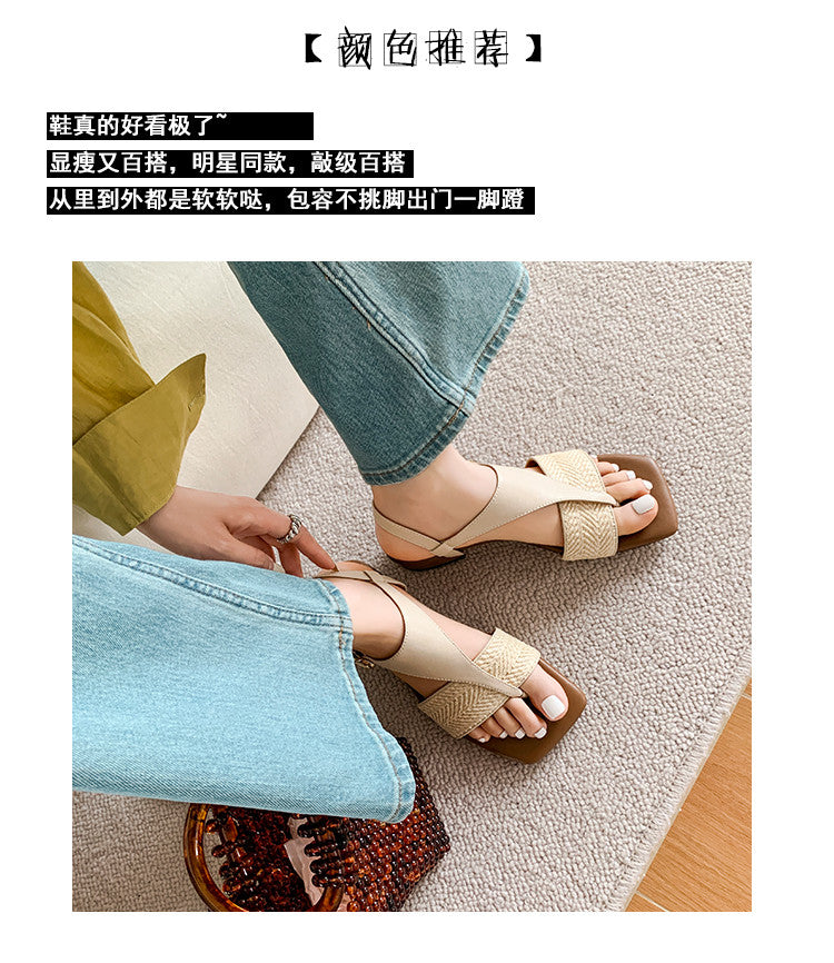 Karin Luna Classic Style  In stock  Basic versatile vacation style thong sandals