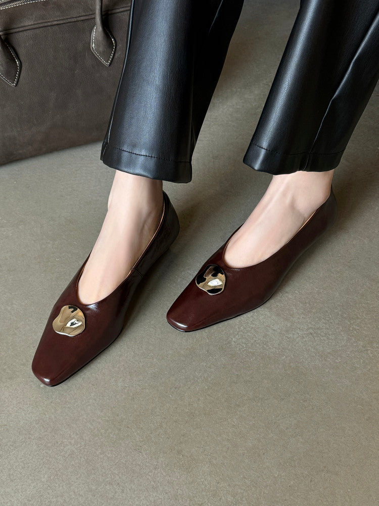 Karin Luna In Stock Spot Goods  Small Metal Decoration Thick Heel Single Shoes