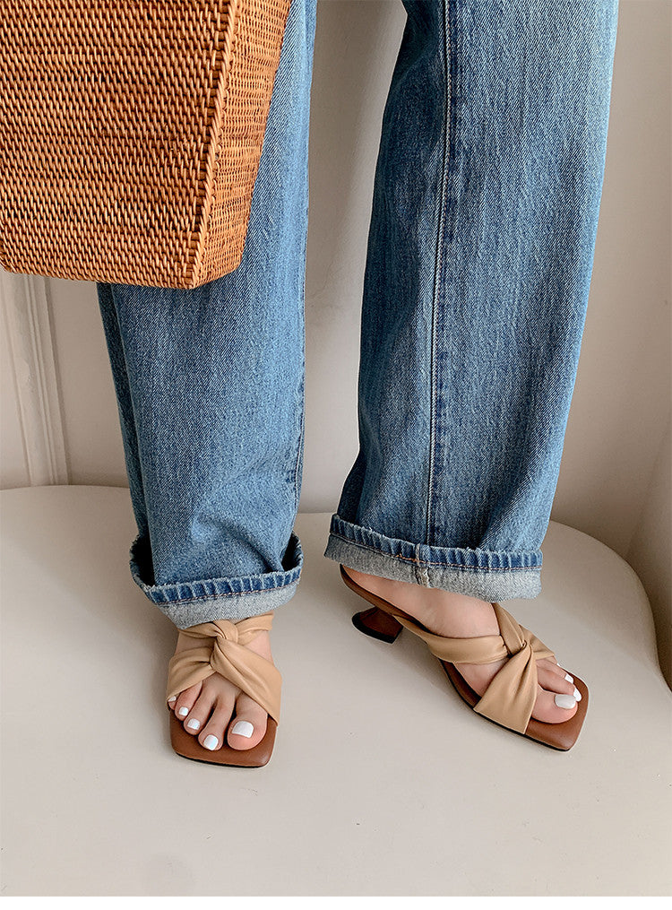 Karin Luna In Stock In Stock Basic Versatile Cross Strap Sofa Insoles Slippers