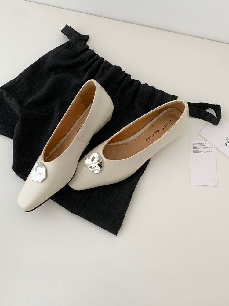 Karin Luna In Stock Spot Goods  Small Metal Decoration Thick Heel Single Shoes