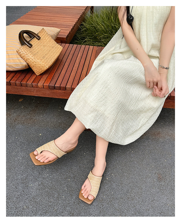 Karin Luna Bestseller Popular New Image  Comes with data plan included Resort Style Toe Clip Sandals