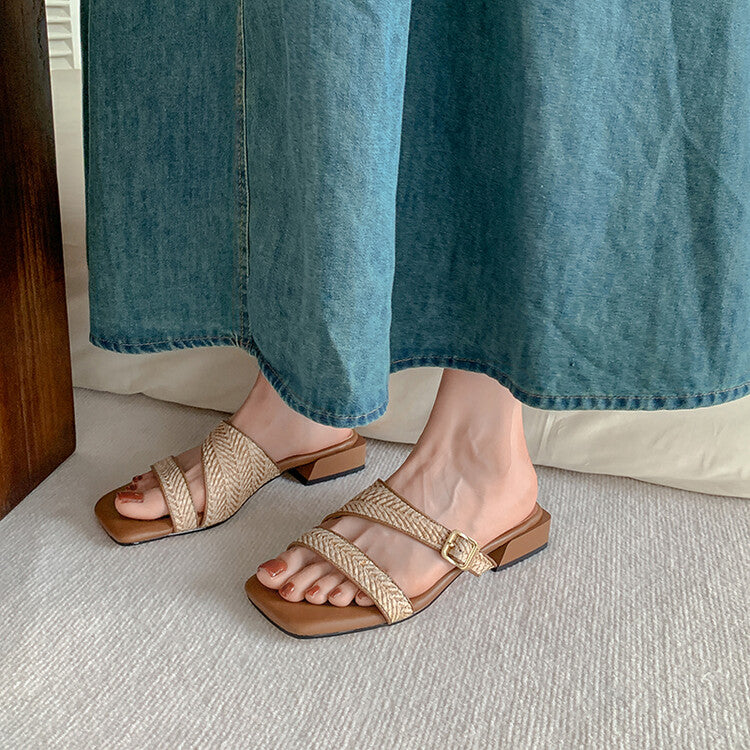 Karin Luna Full of casual charm~ Irregular Weaving Design Flat Slippers