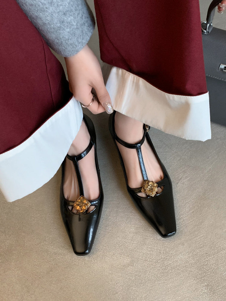 Karin Luna In Stock Spot Goods    Retro Classic Metal Camellia Irregular Heel Single Shoes
