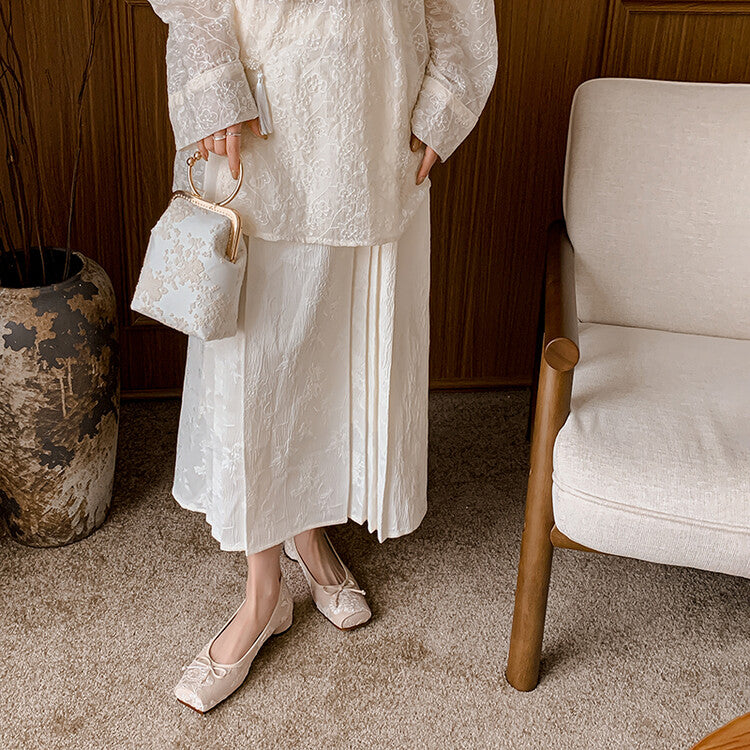 Karin Luna In Stock  In stock  Vintage Chinese Style Embroidered Rose~ Butterfly Knot Granny Shoes