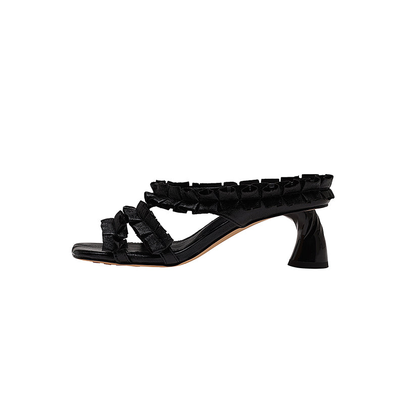 Karin Luna In Stock  Spot Goods  Unique Square-Toe Pleated Lace Sandals